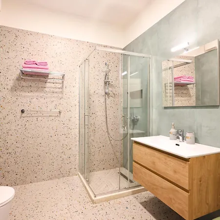 아파트 Grandstay Urban Units Durrës